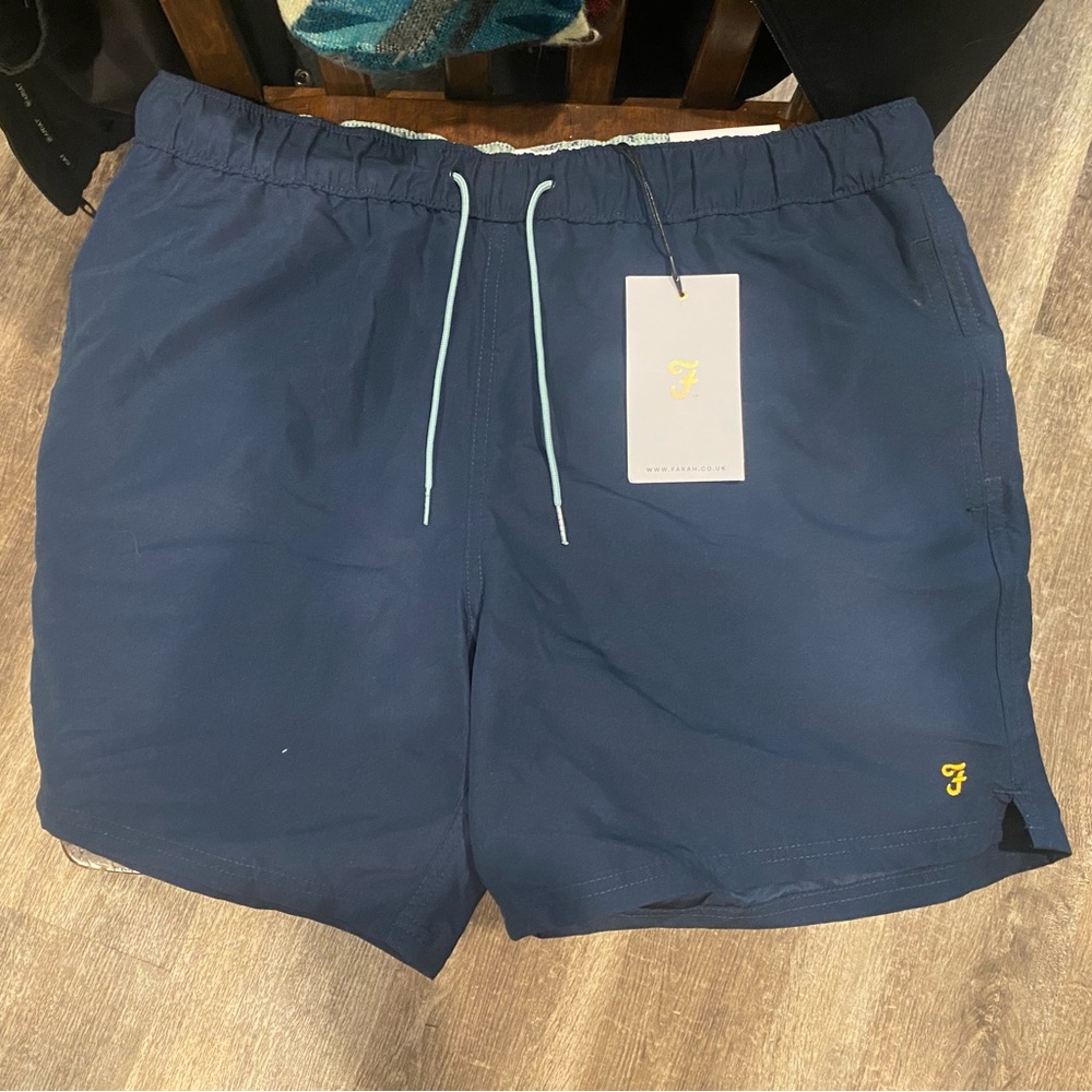 FARAH Colbert Plain Swim Shorts 996 Yale (Navy Blue) Size Large NEW WITH TAGS